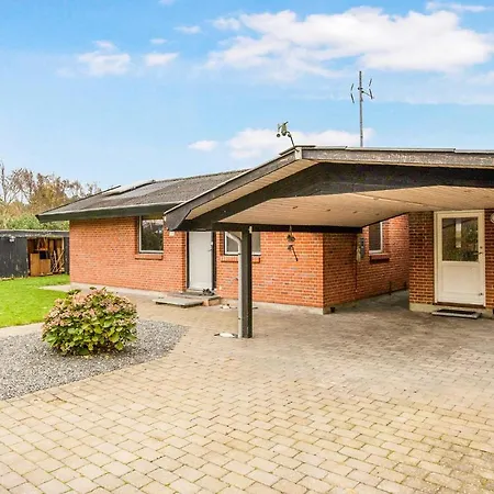 Three-bedroom Holiday In Дом отдыха Эбельтофт